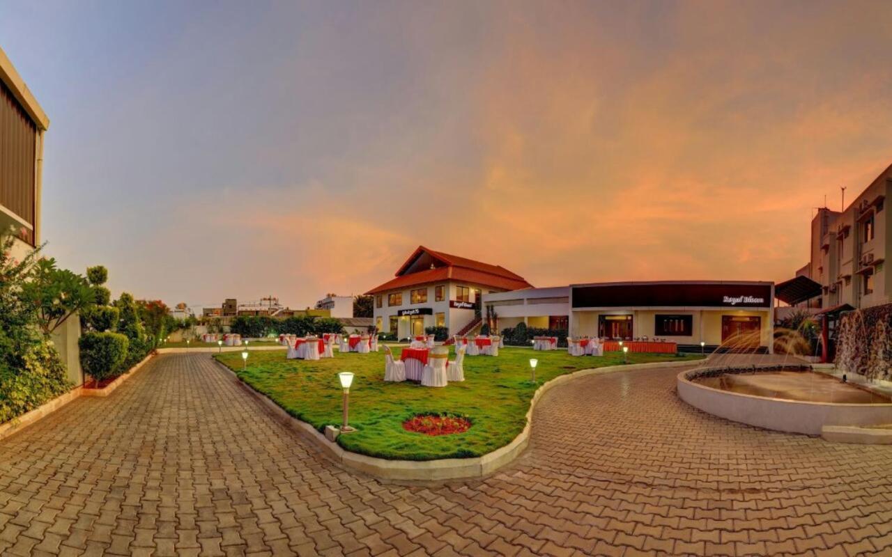 Hotel Kalyani 迈索尔 外观 照片