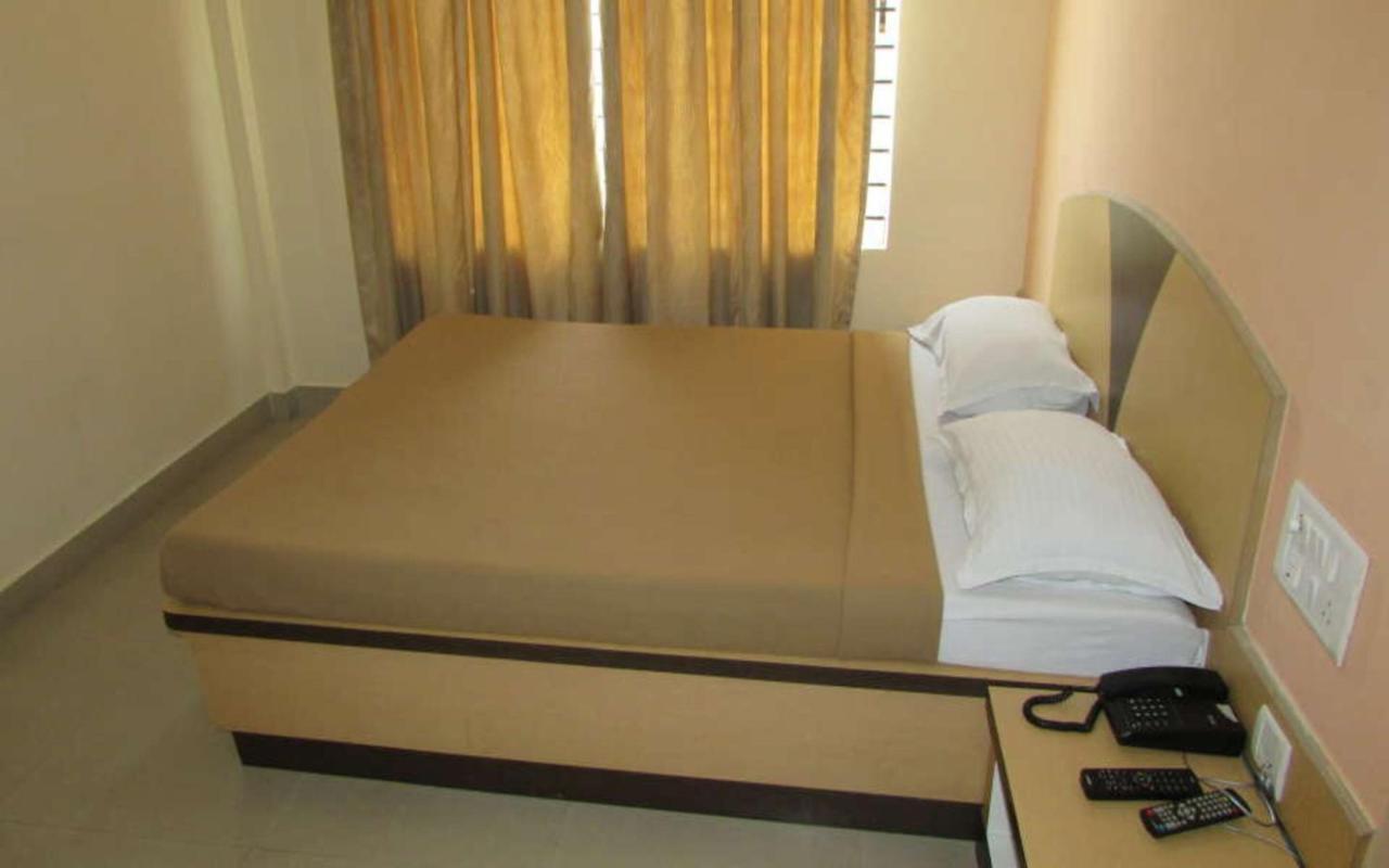 Hotel Kalyani 迈索尔 外观 照片